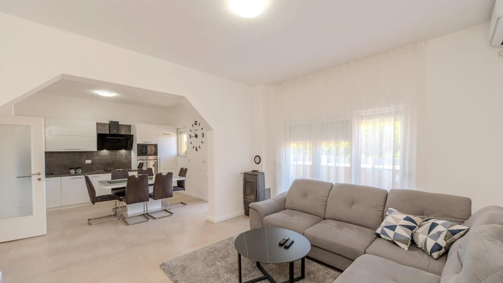Nelly Apartments Privlaka  Privlaka (Zadar)