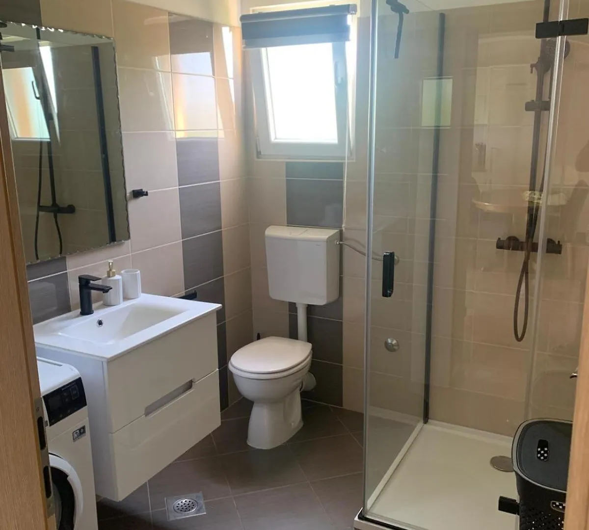 Nelly Apartments Privlaka